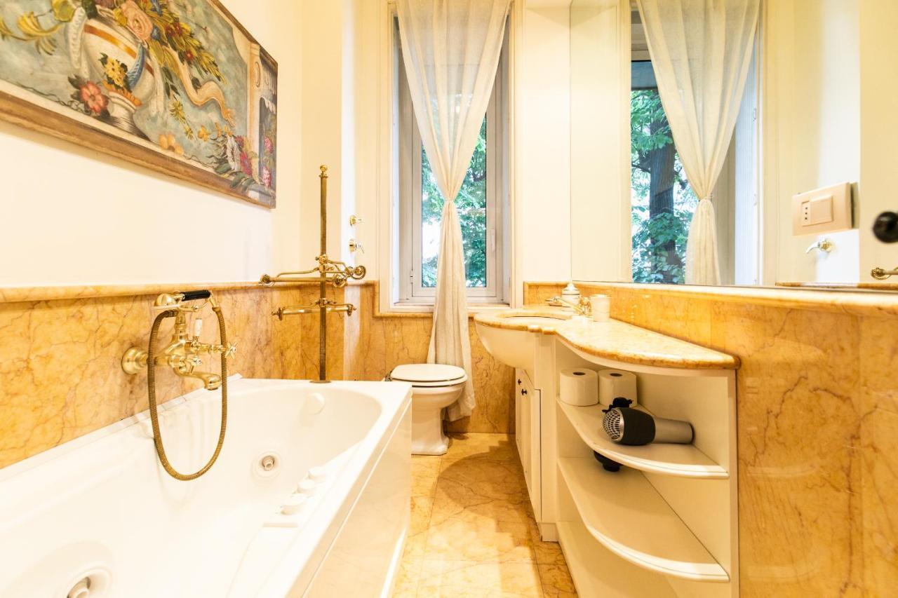 Klimt - Jacuzzi 5 Star - Luxury Design Apartment Милан Экстерьер фото